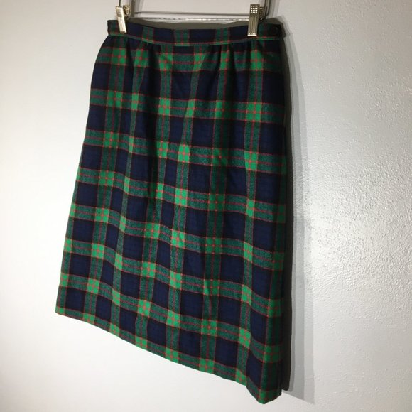 VIntage 50s Pendleton Authentic Fletcher Tartan Skirt; Blue Green Red Plaid Wool - Picture 7 of 10
